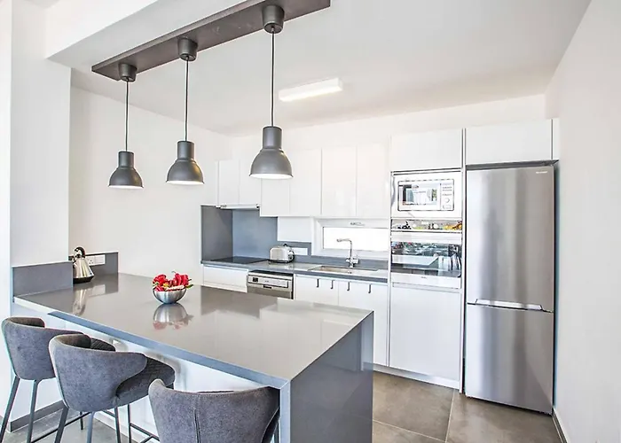 Olivine Pearl 6 Vila