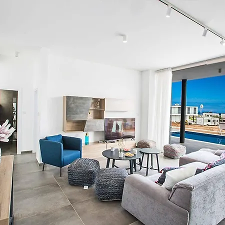 Olivine Pearl 6 Βίλα Πρωταράς