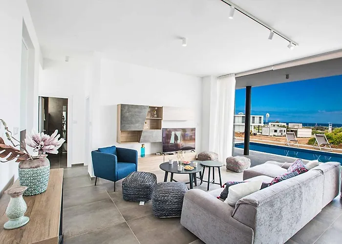 Olivine Pearl 6 Villa Protaras