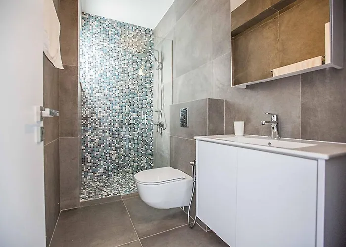 Villa Olivine Pearl 6 *